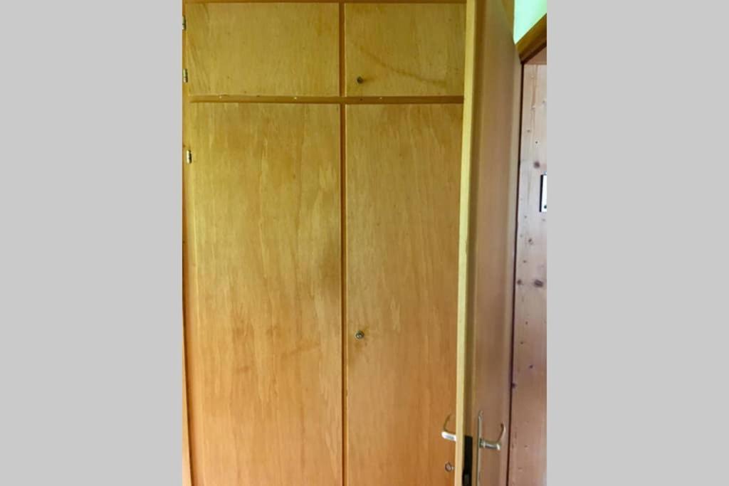 Ferienwohnung Uf Z'Enisch Klosters Exterior foto